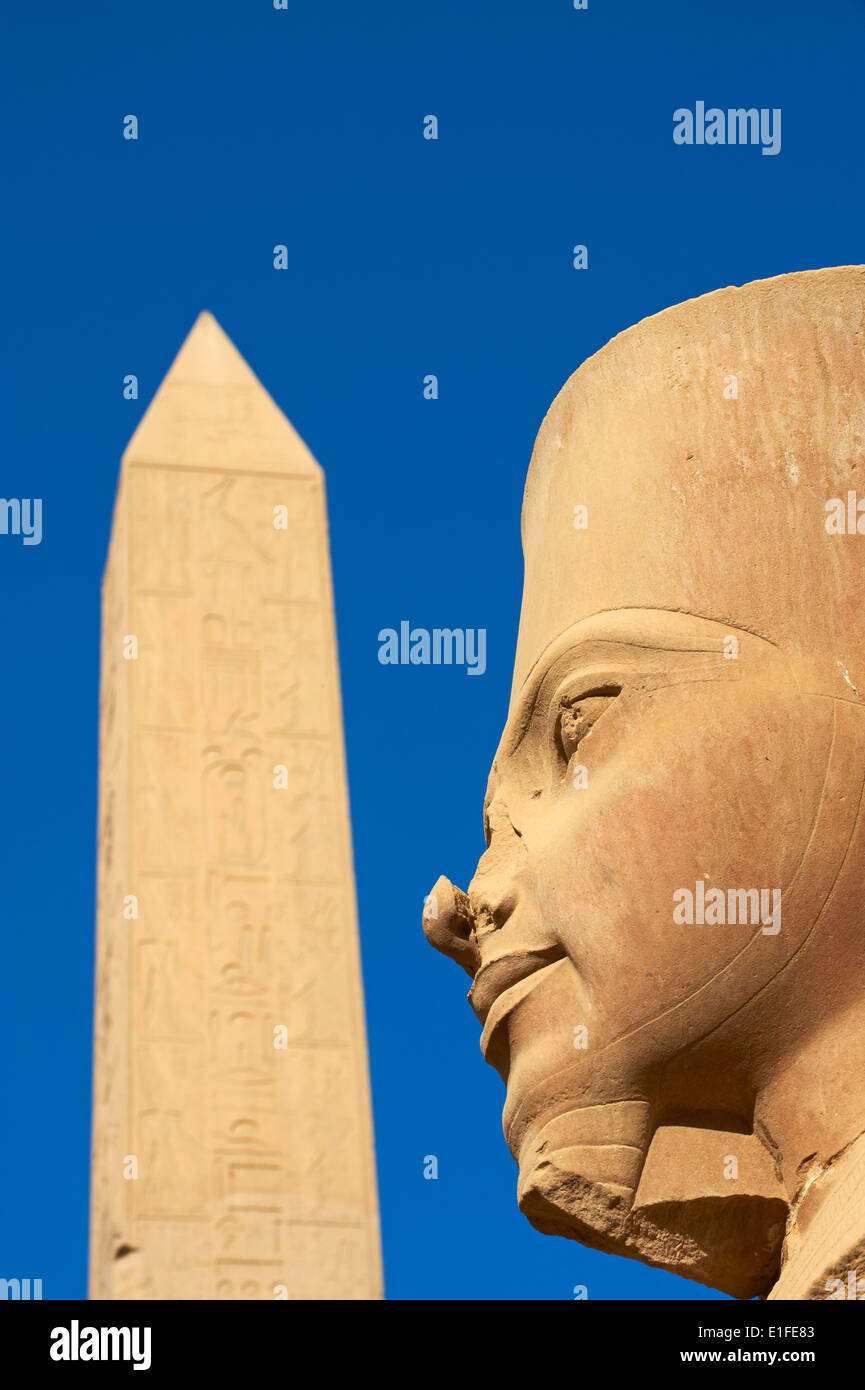 L'Egitto, la Valle del Nilo, Luxor, Tebe, Tempio di Karnak, Sito Patrimonio Mondiale dell'UNESCO, Obelischi di Hatshepsut Foto Stock