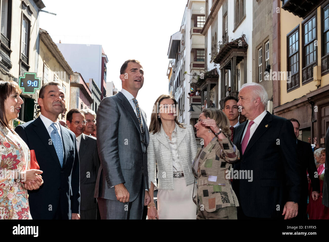 Il principe Felipe con la moglie, principessa Letizia in apertura del Teatro Leal in San Cristóbal de La Laguna, Tenerife, il 14 ottobre 2008. Thay sono il futuro re e regina di Spagna dopo il Re Juan Carlos l'annuncio della sua abdicazione. Foto Stock