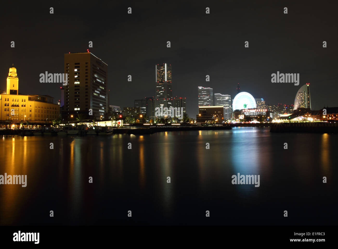 Città di Yokohama in Giappone a notte Foto Stock