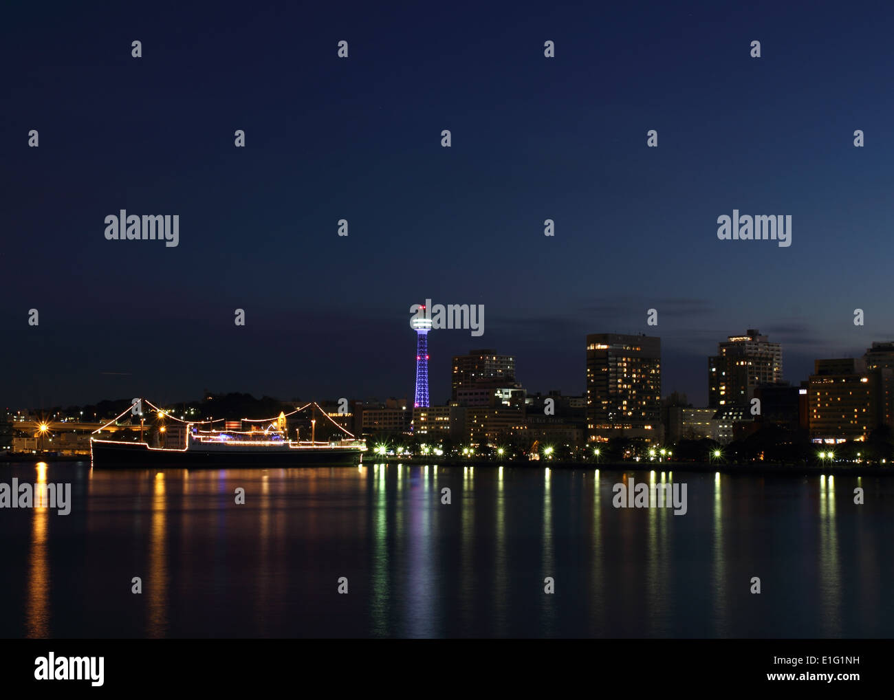 Città di Yokohama in Giappone a notte Foto Stock