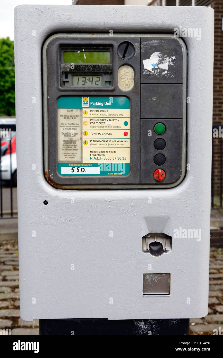 Un vecchio parchimetro Pay and Display nel centro di Glasgow, Scozia, Regno Unito Foto Stock