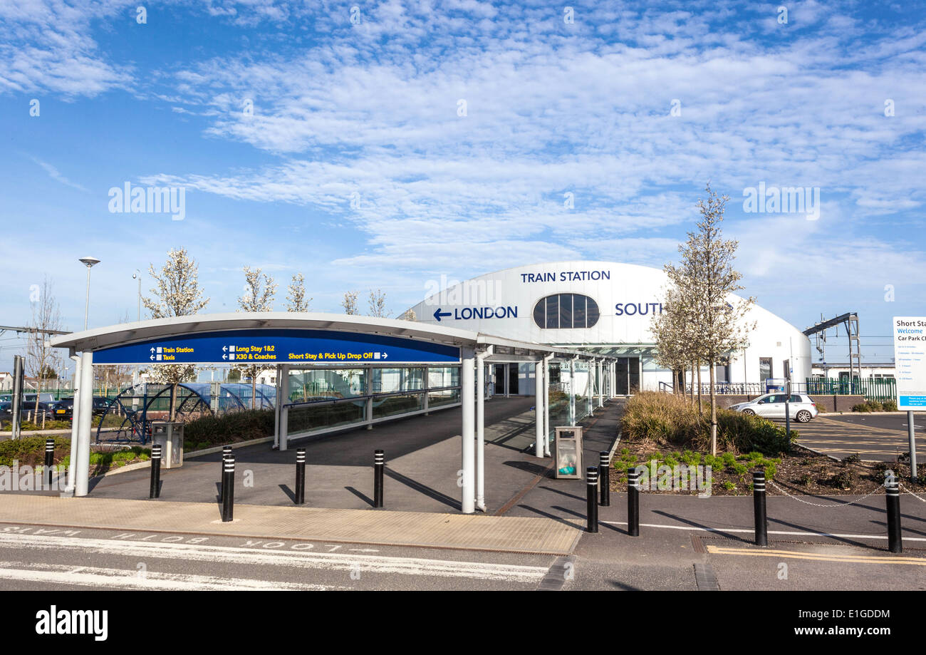 Londra aeroporto di Southend stazione ferroviaria, Rochford, Southend-on-Sea SS2 6FW, Inghilterra, Regno Unito. Foto Stock