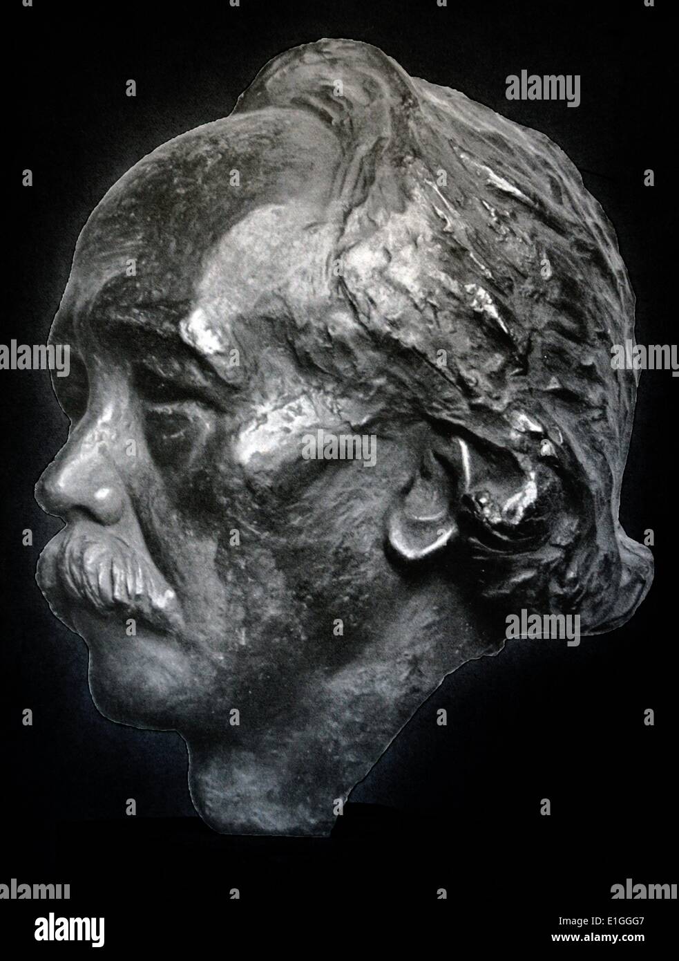 Busto in bronzo del pianista e compositore Josef Pembaur (1875 - 1950) da Kurt Schmid- Ehmen (1901 - 1968), scultore tedesco. Ehmen è stato il creatore dell'aquila imperiale e l'emblema nazista. Foto Stock
