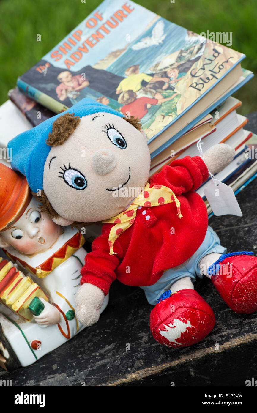 Noddy vecchio giocattolo morbido e vecchio Enid Chelmsford libri Foto Stock