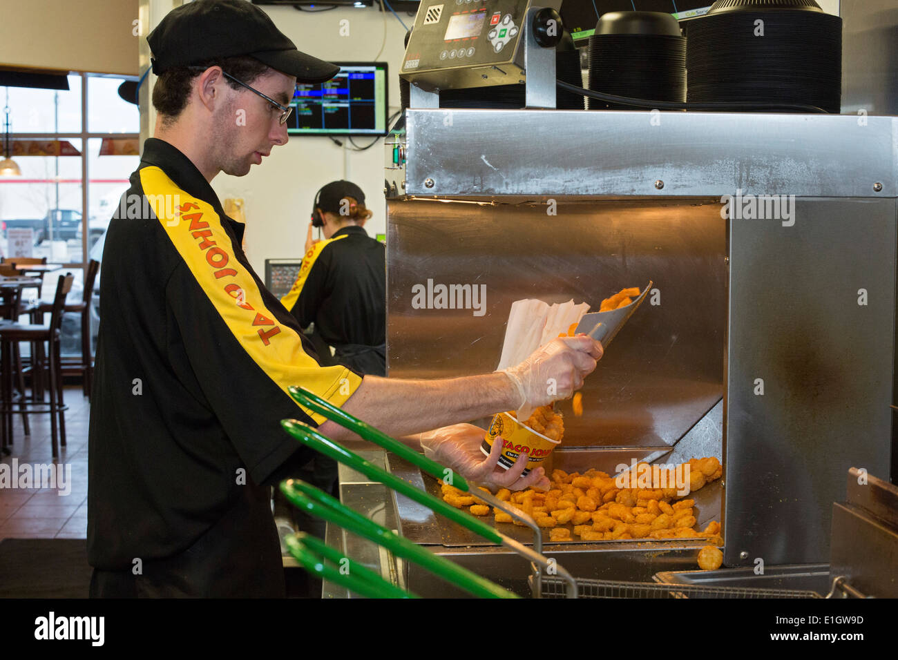 Watford City North Dakota - Taco John è un ristorante fast food, che paga un $16-$20 Salario di partenza per i nuovi assunti. Foto Stock