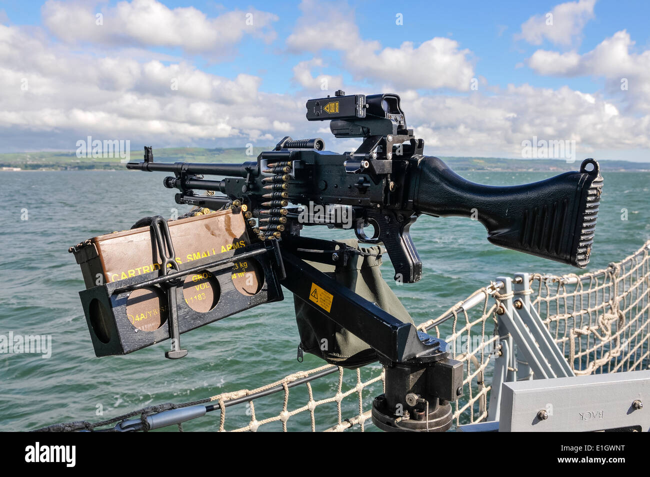 Scopo generale della mitragliatrice GPMG (), turrett montato su un Royal Navy ship Foto Stock