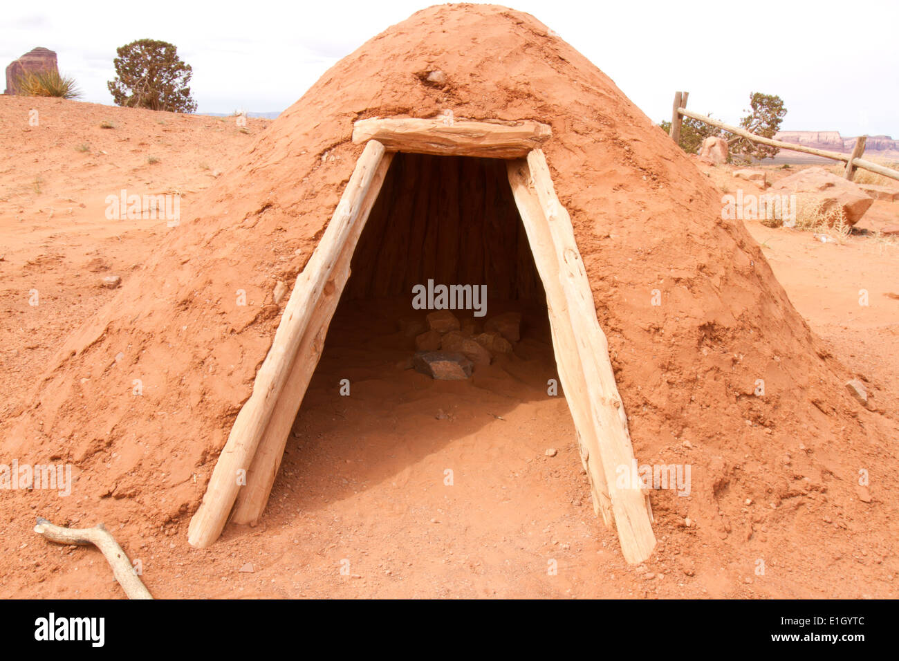 Struttura di fango di una kiva Navajo home la struttura Foto Stock