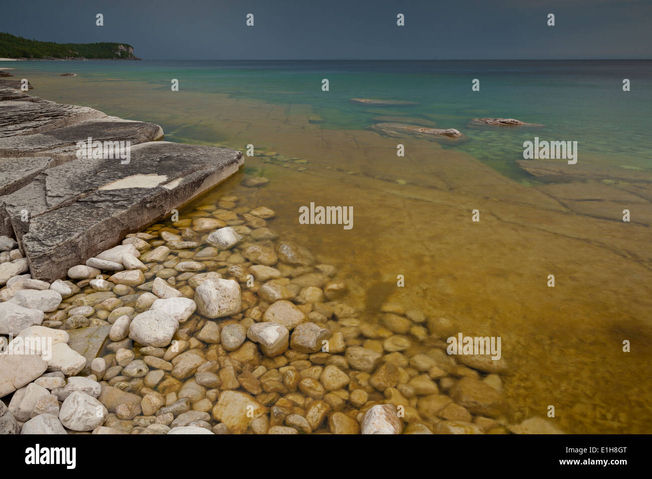 Condizioni tempestose a Bruce Peninsula National Park, Ontario, Canada. Foto Stock