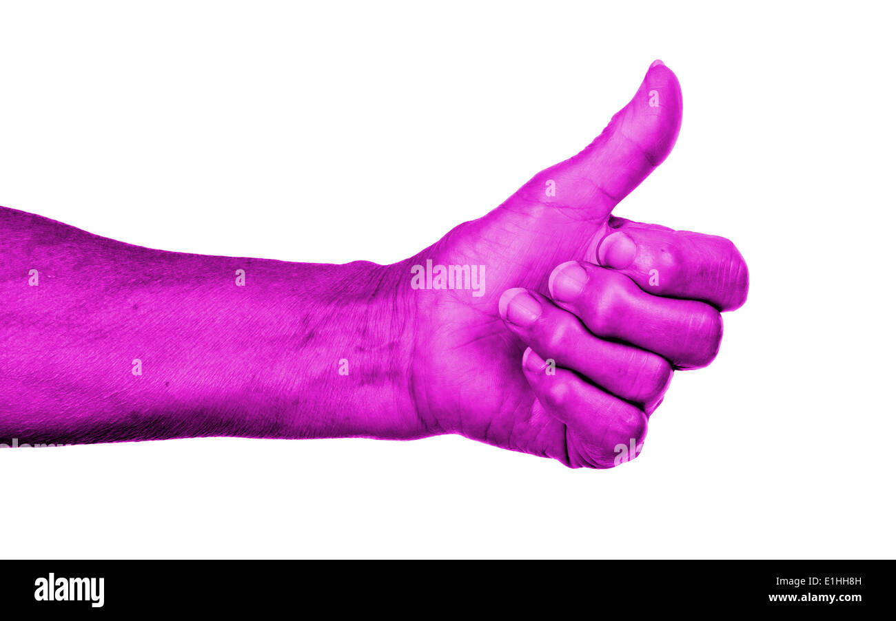 Vecchia donna con artrite dando il pollice in alto segno, pelle rosa Foto Stock