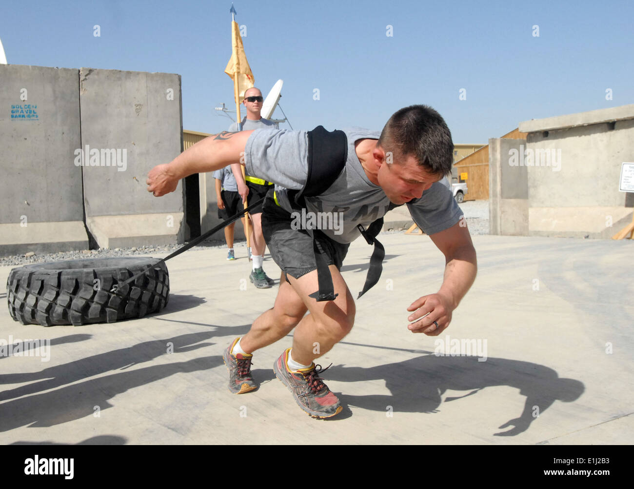 Stati Uniti Esercito 1Lt. Nick Gough del Quartier Generale e Sede Società, 702nd brigata battaglione di supporto, quarta brigata Team di combattimento Foto Stock