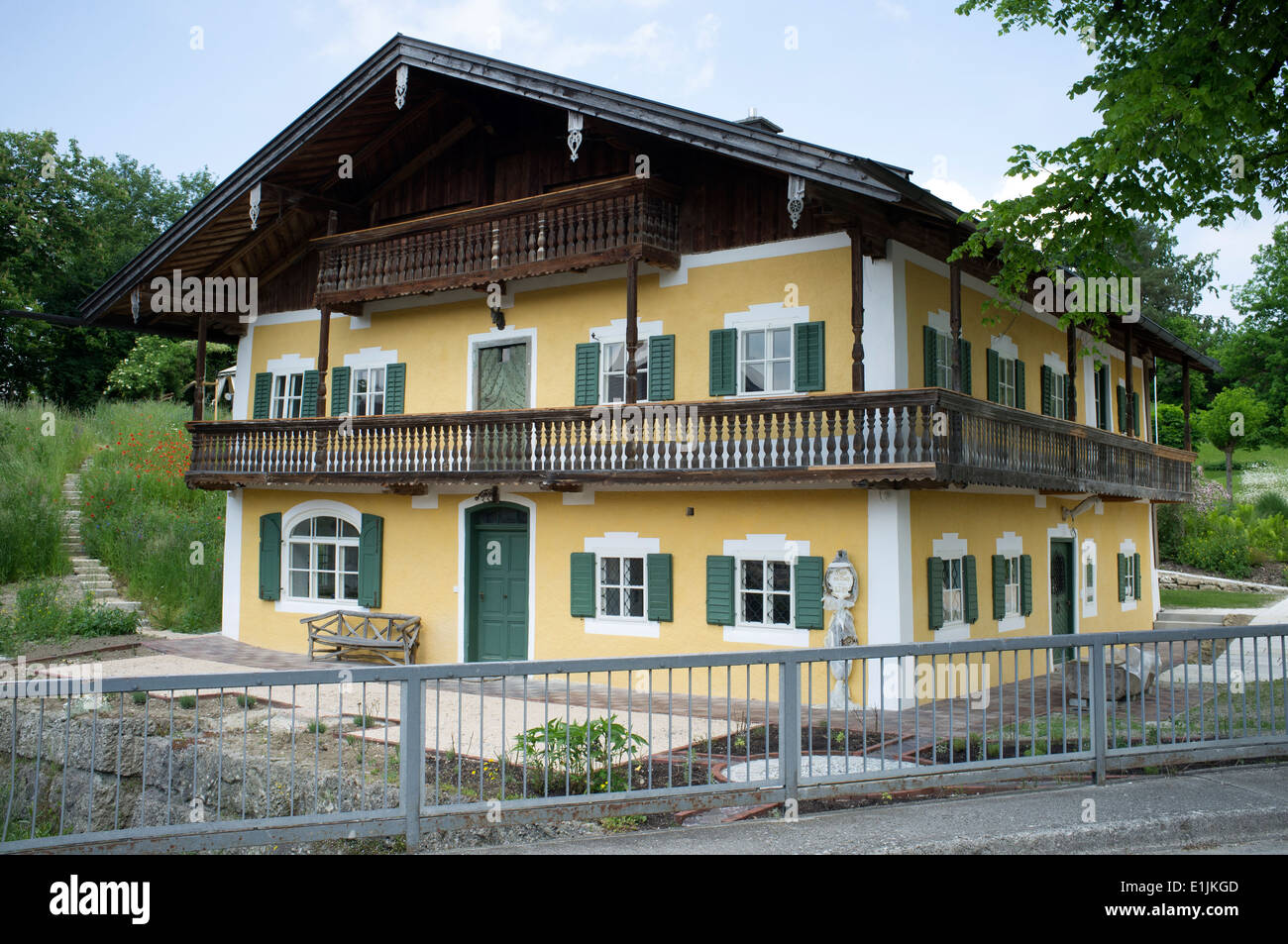 Di nuova costruzione tradizionale della casa bavarese, Foto Stock