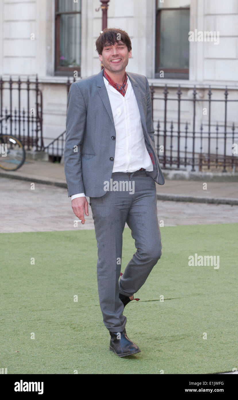 Alex James presso la Royal Academy Summer Exhibition Party presso la Royal Academy, Piccadilly, Londra, Regno Unito il 4 giugno 2014 Foto di Brian Jordan Foto Stock