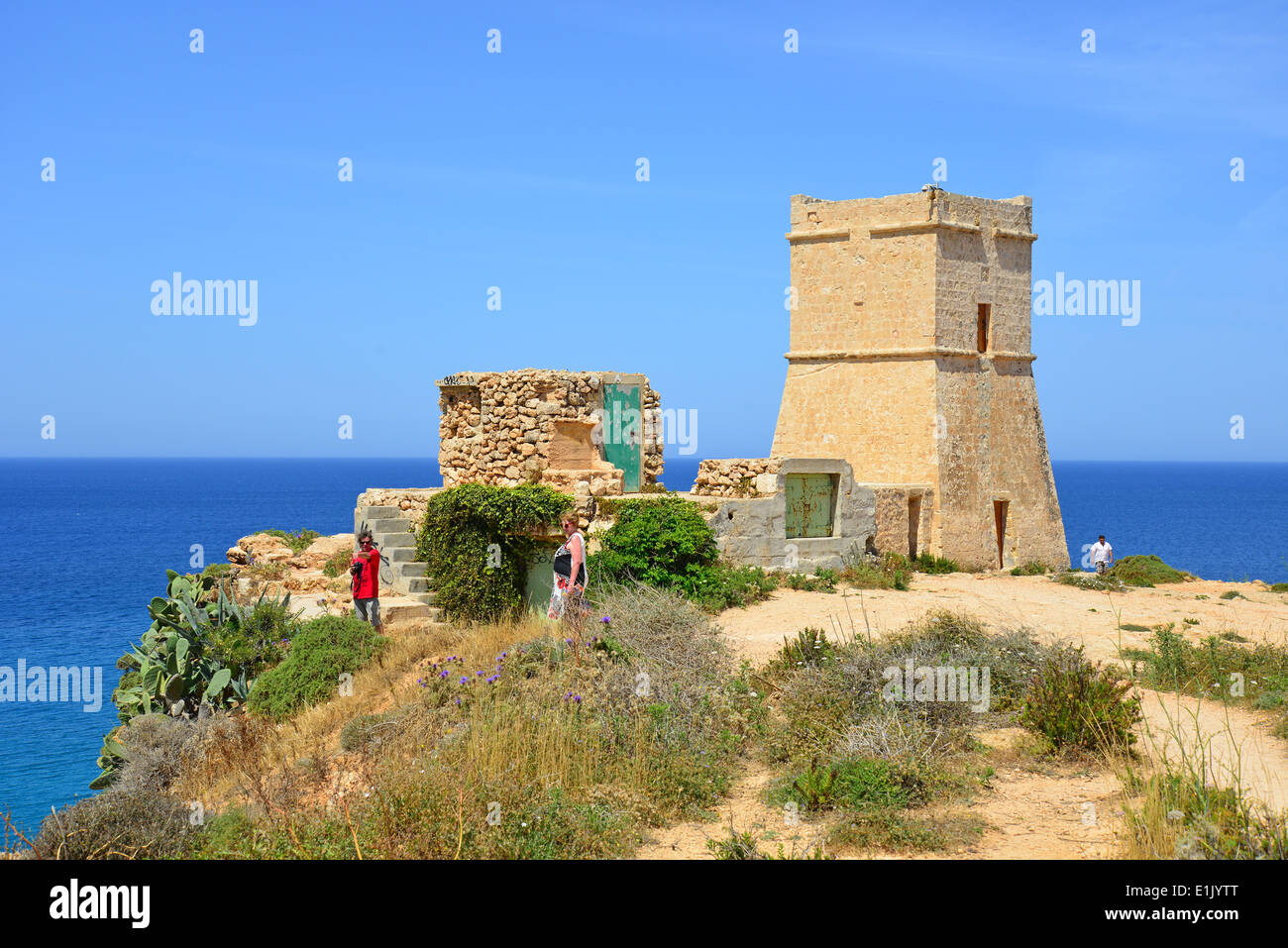 Għajn Tuffieħa Tower, Għajn Tuffieħa Bay, Distretto Settentrionale, Malta Majjistral Regione, Repubblica di Malta Foto Stock