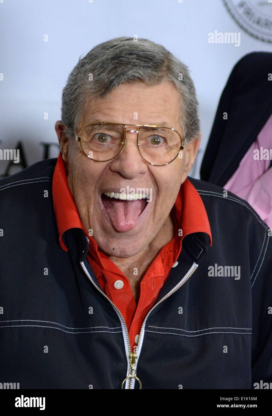 New York, NY, STATI UNITI D'AMERICA. 5 Giugno, 2014. Jerry Lewis presso gli arrivi per i frati Club cinquantesimo anniversario del professore matto, i Frati Club, New York, NY Giugno 5, 2014. Credito: Derek Storm/Everett raccolta/Alamy Live News Foto Stock