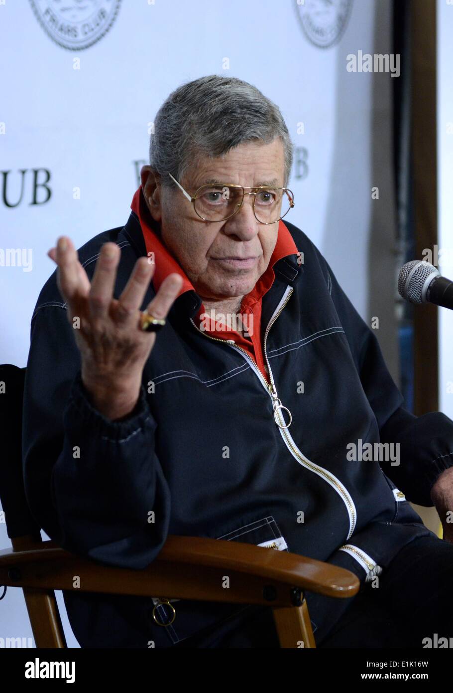New York, NY, STATI UNITI D'AMERICA. 5 Giugno, 2014. Jerry Lewis presso gli arrivi per i frati Club cinquantesimo anniversario del professore matto, i Frati Club, New York, NY Giugno 5, 2014. Credito: Derek Storm/Everett raccolta/Alamy Live News Foto Stock