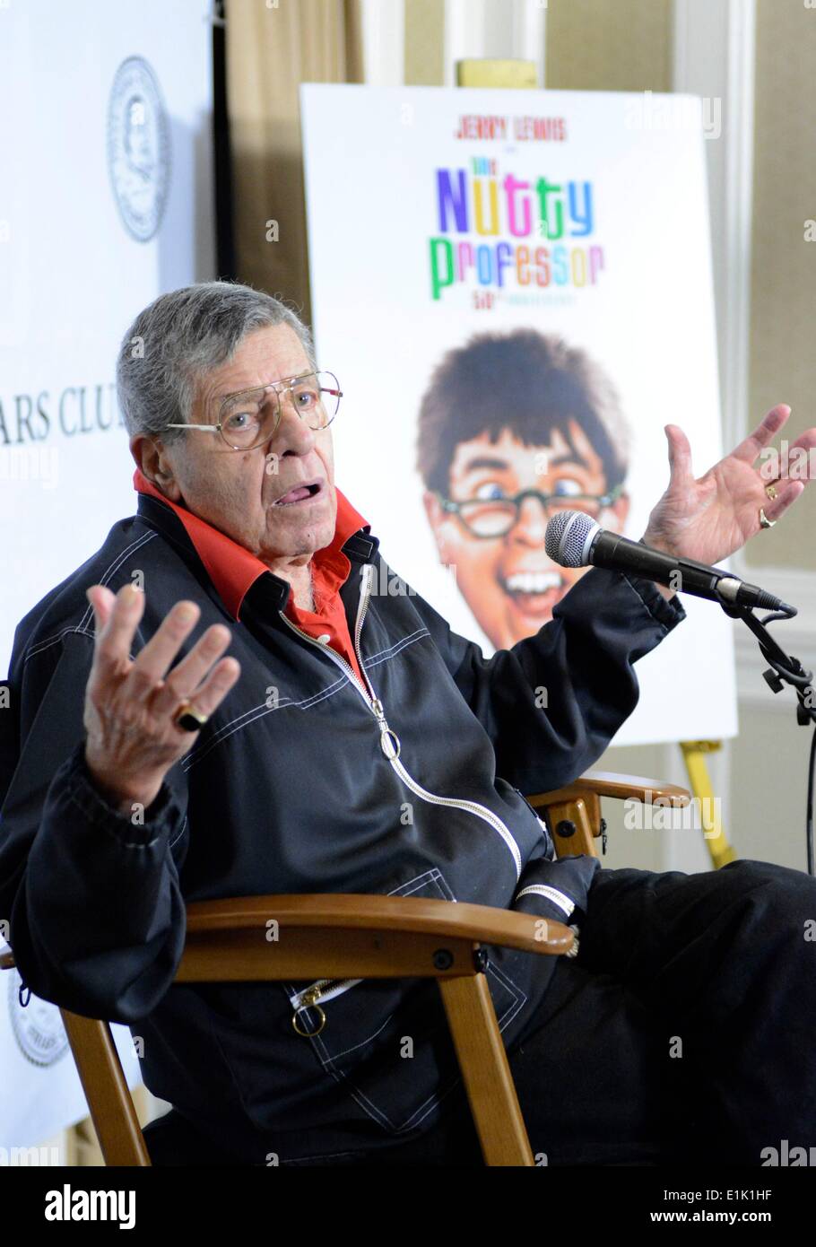New York, NY, STATI UNITI D'AMERICA. 5 Giugno, 2014. Jerry Lewis presso gli arrivi per i frati Club cinquantesimo anniversario del professore matto, i Frati Club, New York, NY Giugno 5, 2014. Credito: Derek Storm/Everett raccolta/Alamy Live News Foto Stock