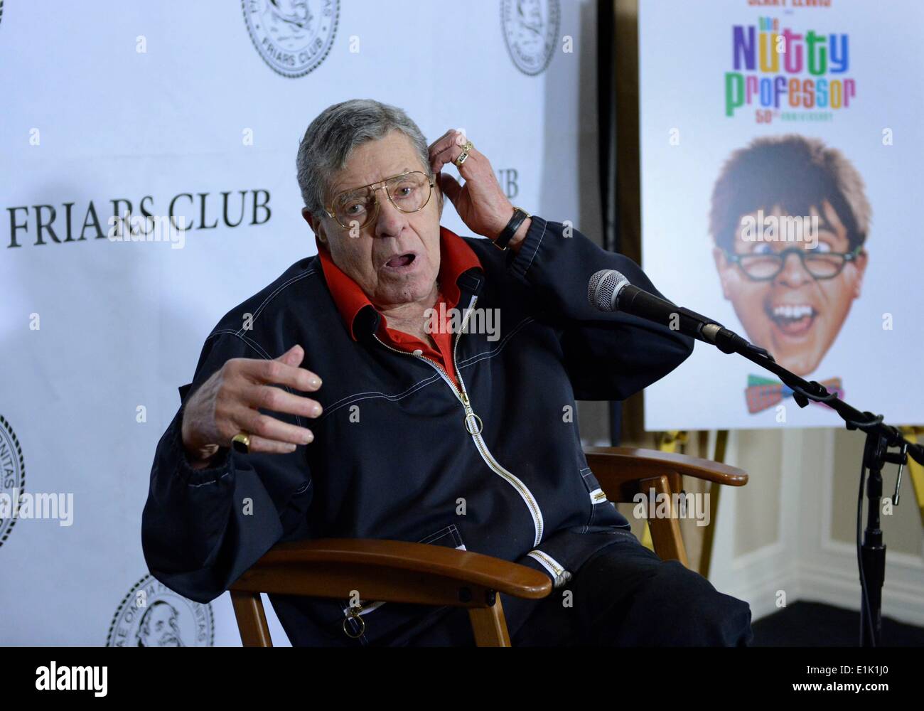 New York, NY, STATI UNITI D'AMERICA. 5 Giugno, 2014. Jerry Lewis presso gli arrivi per i frati Club cinquantesimo anniversario del professore matto, i Frati Club, New York, NY Giugno 5, 2014. Credito: Derek Storm/Everett raccolta/Alamy Live News Foto Stock