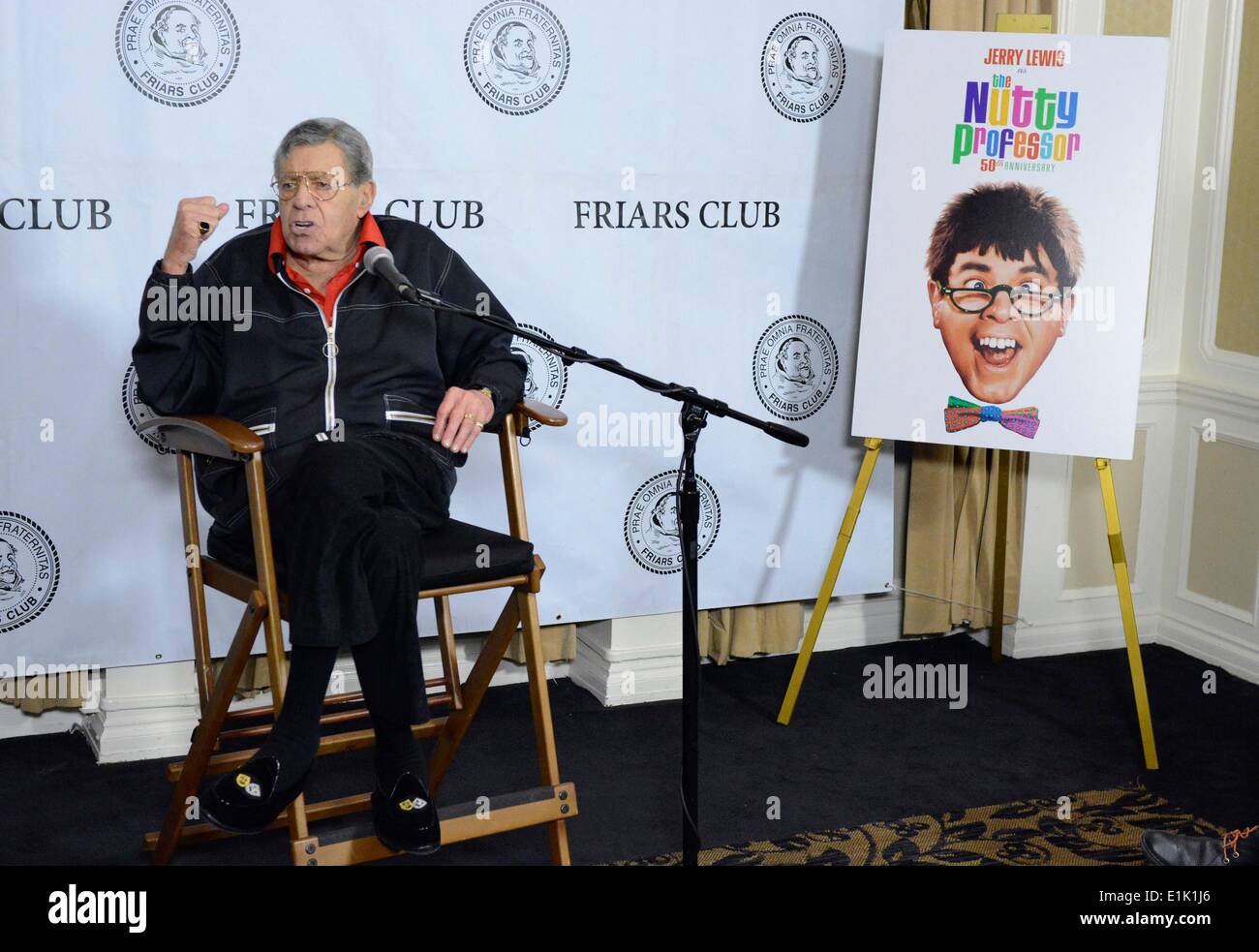 New York, NY, STATI UNITI D'AMERICA. 5 Giugno, 2014. Jerry Lewis presso gli arrivi per i frati Club cinquantesimo anniversario del professore matto, i Frati Club, New York, NY Giugno 5, 2014. Credito: Derek Storm/Everett raccolta/Alamy Live News Foto Stock