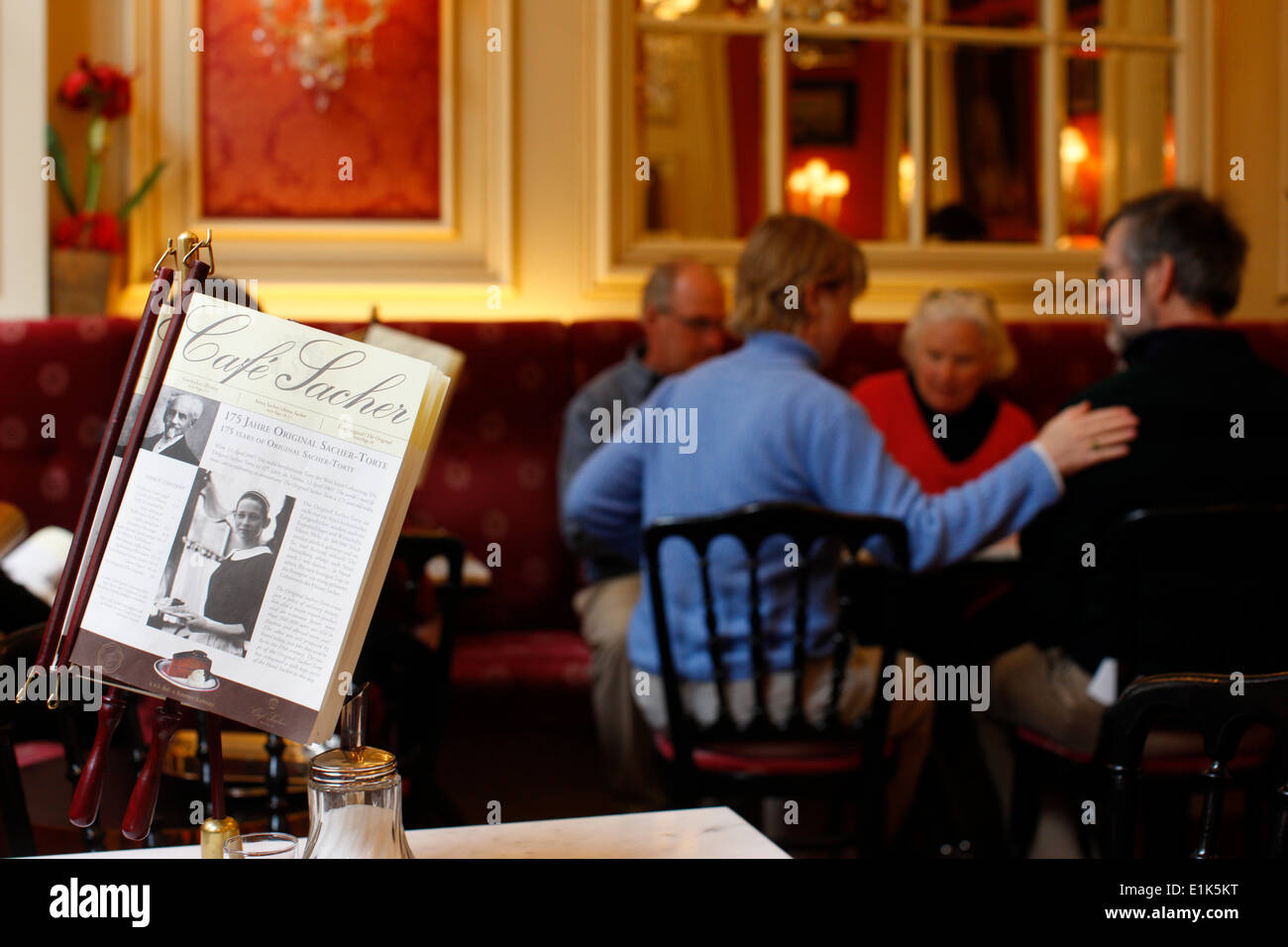 Sacher CafŽ , Vienna Foto Stock