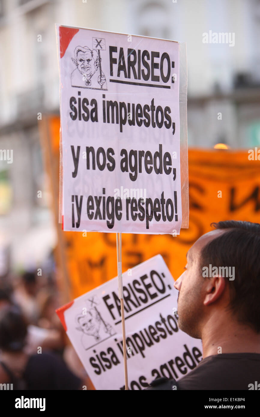 Manifestazione contro la Giornata Mondiale della Gioventù e la visita del Papa a Madrid Foto Stock