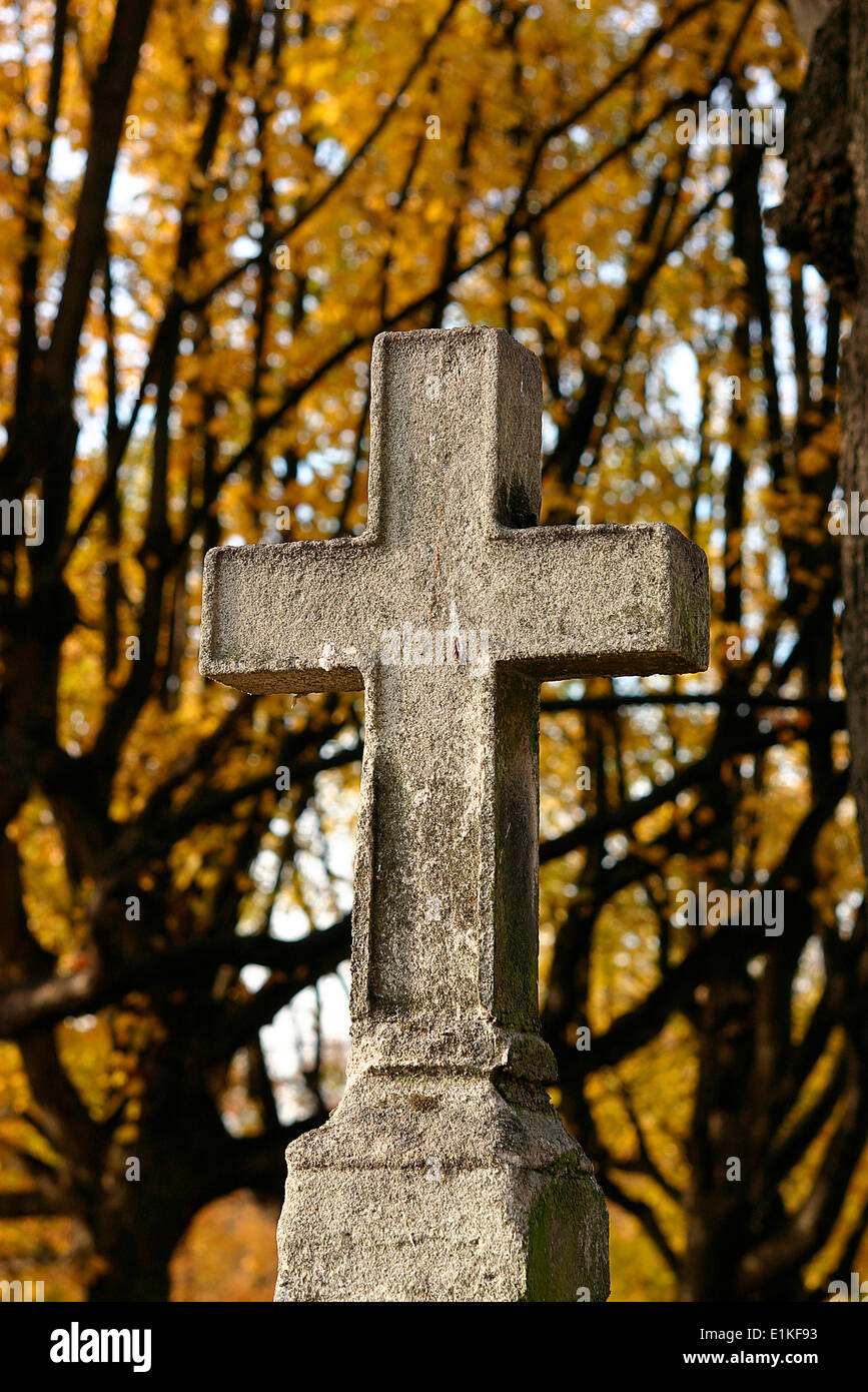 Croce in Pre Lachaise cimitero Foto Stock