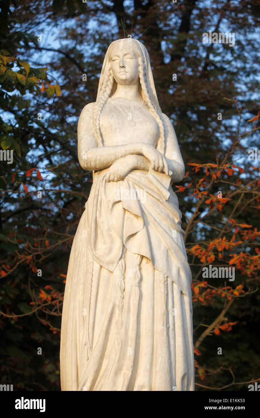 Giardino di Lussemburgo. Statua di Sainte Geneviève, patrono di Parigi Foto Stock
