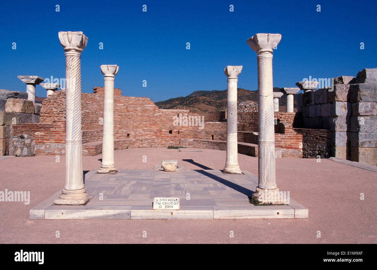 La tomba di San Giovanni Evangelista nella Basilica di San Giovanni in Efeso Foto Stock