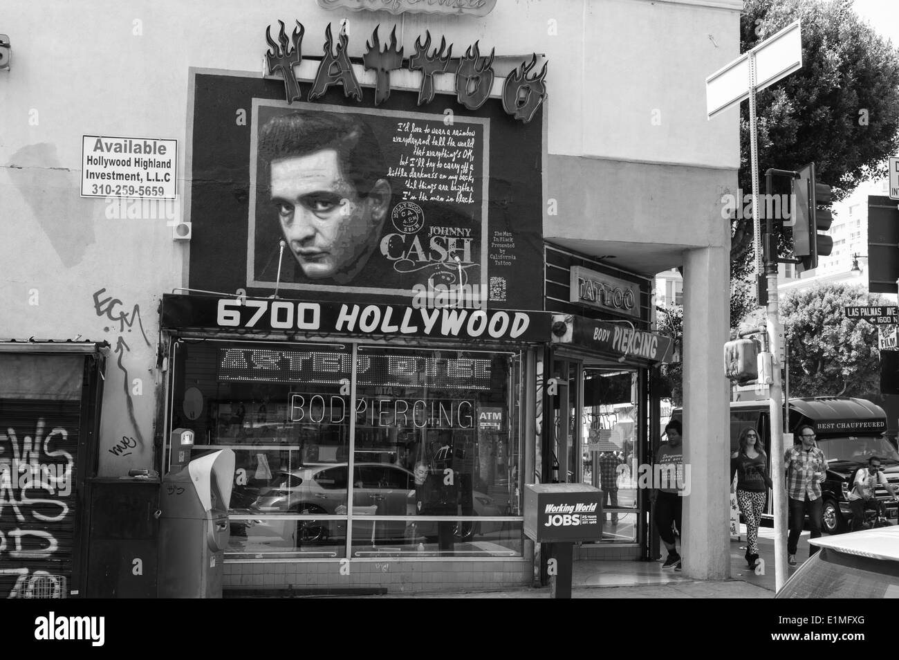 Hollywood Boulevard negozio con immagine di Johnny Cash sul segno. Foto Stock