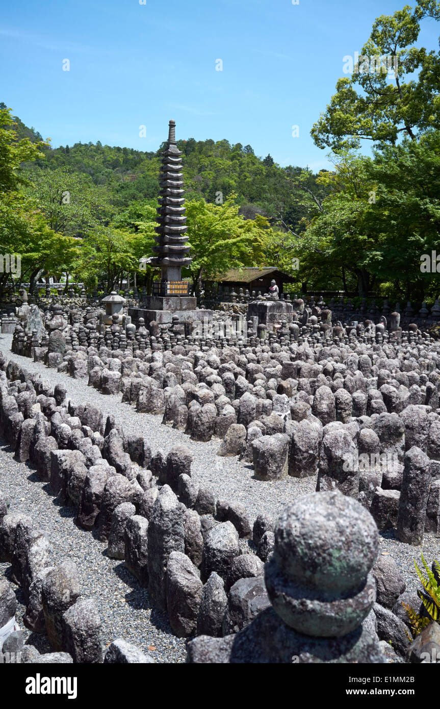 ADASHINO NEMBUTSUJI, buddista, lapidi, tempio, SAGANO, Kyoto, Giappone Foto Stock