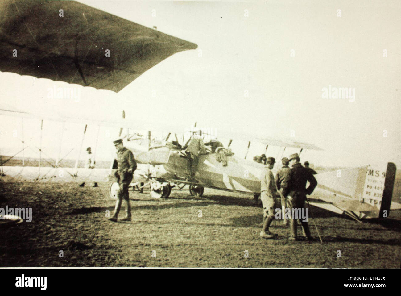 Il Morane-Saulnier M0.S.25 T era un aereo da ricognizione e addestramento francese sviluppato negli anni '1920 Era noto per il suo design monoplano ed era ampiamente utilizzato dall'esercito francese per vari ruoli, tra cui l'addestramento dei piloti e l'esecuzione di missioni di ricognizione durante il periodo tra le due guerre. Foto Stock