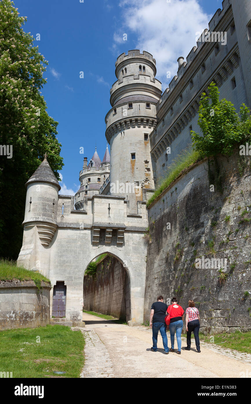 Il castello di Pierrefonds, Piccardia, Francia Foto Stock