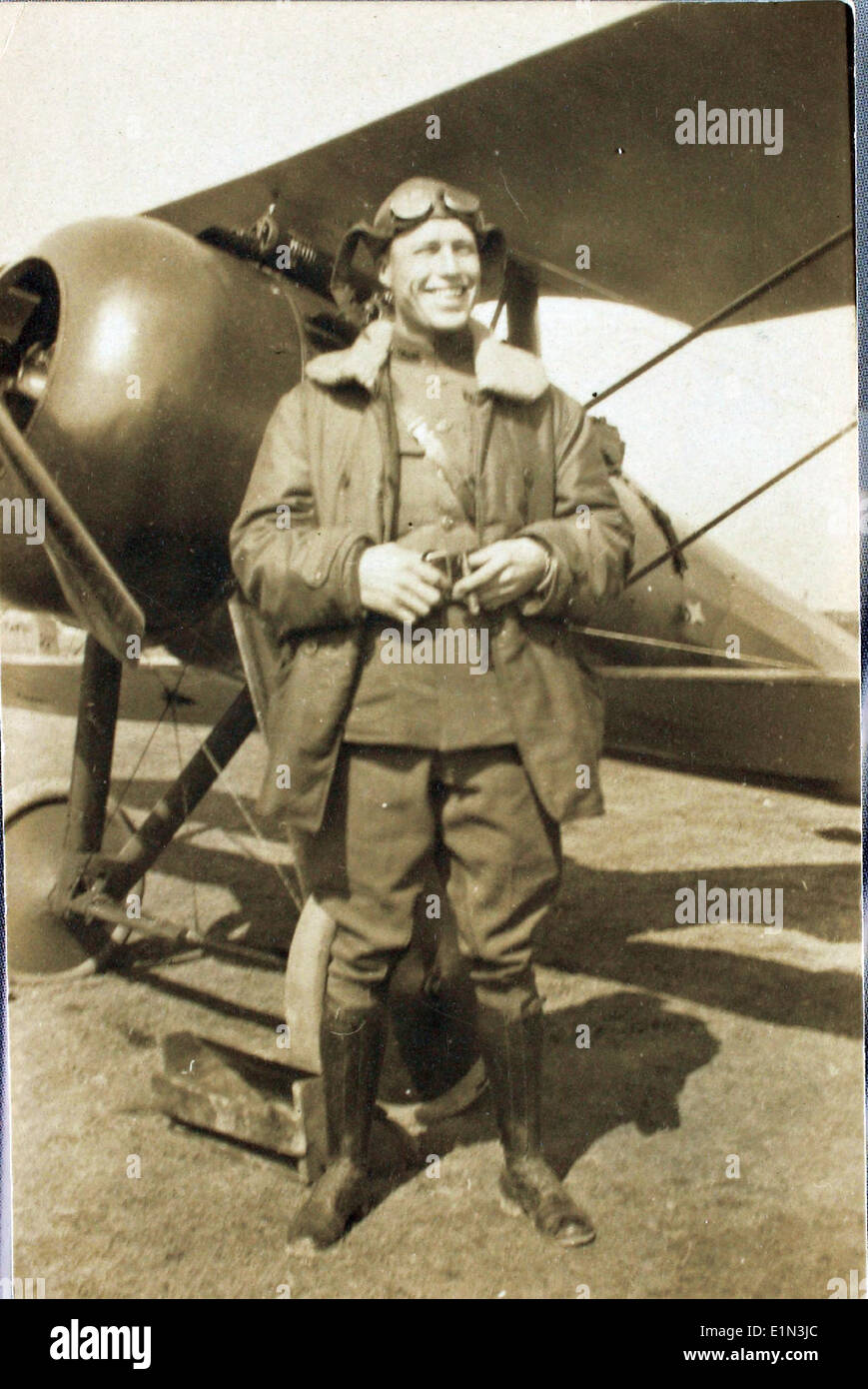 Il Nieuport 28 era un caccia biplano francese utilizzato nella prima guerra mondiale. Fu uno dei caccia di maggior successo del suo tempo, fornendo manovrabilità e potenza di fuoco superiori durante il conflitto. Foto Stock