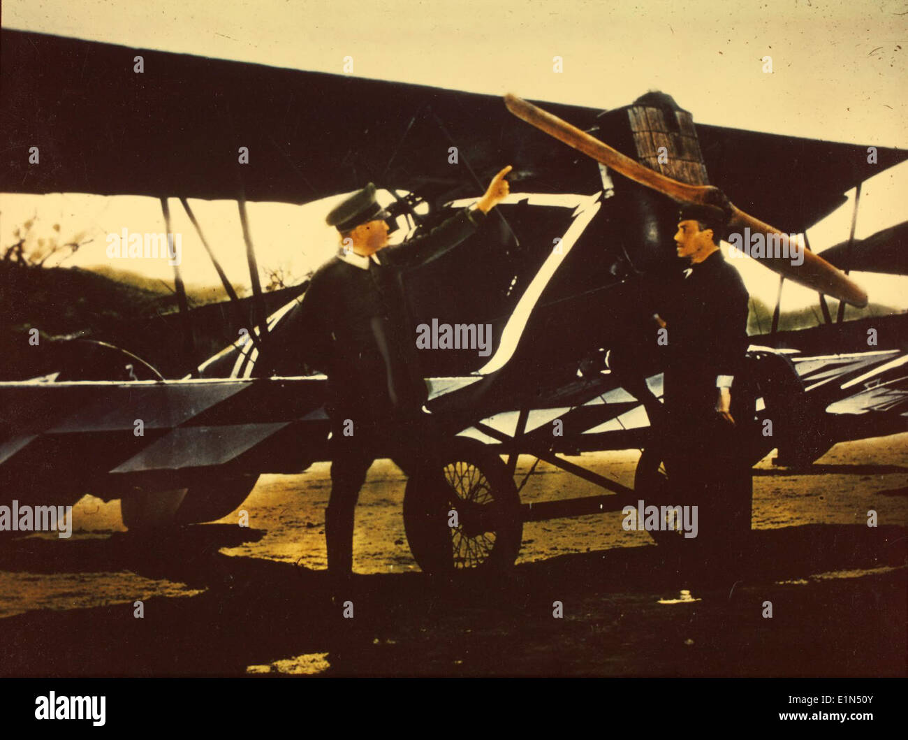 Il Pfalz D. XII era un altro biplano tedesco utilizzato nella prima guerra mondiale. Noto per la sua manovrabilità e la sua forza in combattimento, fu un progetto successivo che vide l'azione negli ultimi anni della guerra, contribuendo alle strategie aeree della Germania. Foto Stock