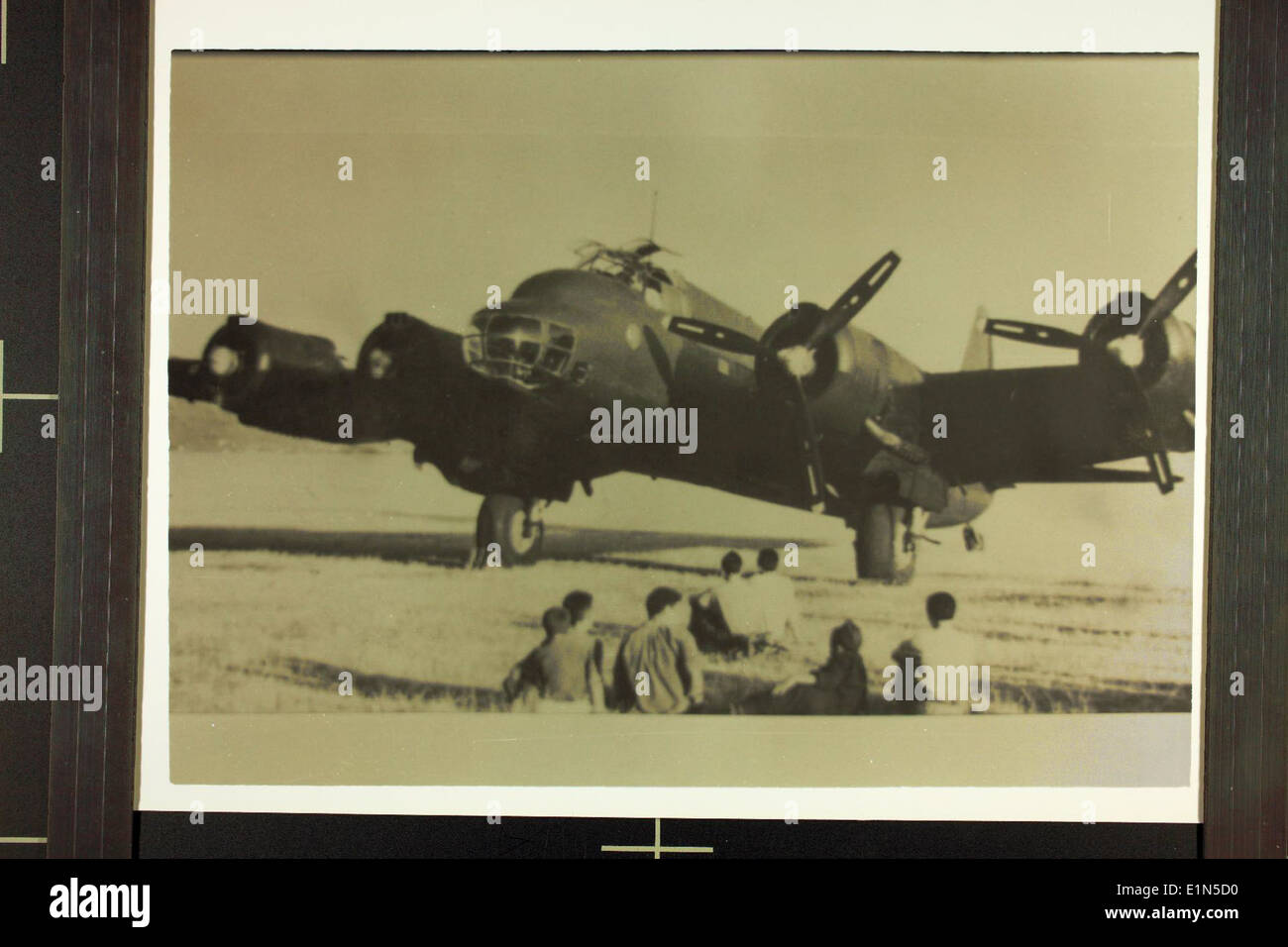 Il Piaggio P.108 era un bombardiere italiano a lungo raggio utilizzato durante la seconda guerra mondiale, noto per il suo design distintivo, contribuì alle operazioni aeree dell'Italia durante il conflitto, con tecnologie avanzate per il suo tempo. Foto Stock