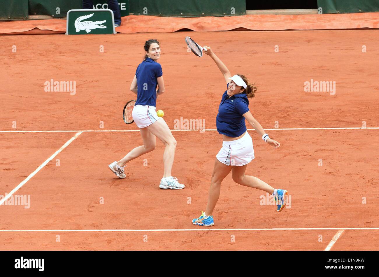 Roland Garros di Parigi, Francia. 07Th Giugno, 2014. Leggende internazionale Tropy raddoppia finali. Martina Navratilova (USA) e Kim Clijsters (bel) versus Sandrine Testud (fra) e Nathalie DECHY (fra) - womens raddoppia il credito finale: Azione Plus sport/Alamy Live News Foto Stock