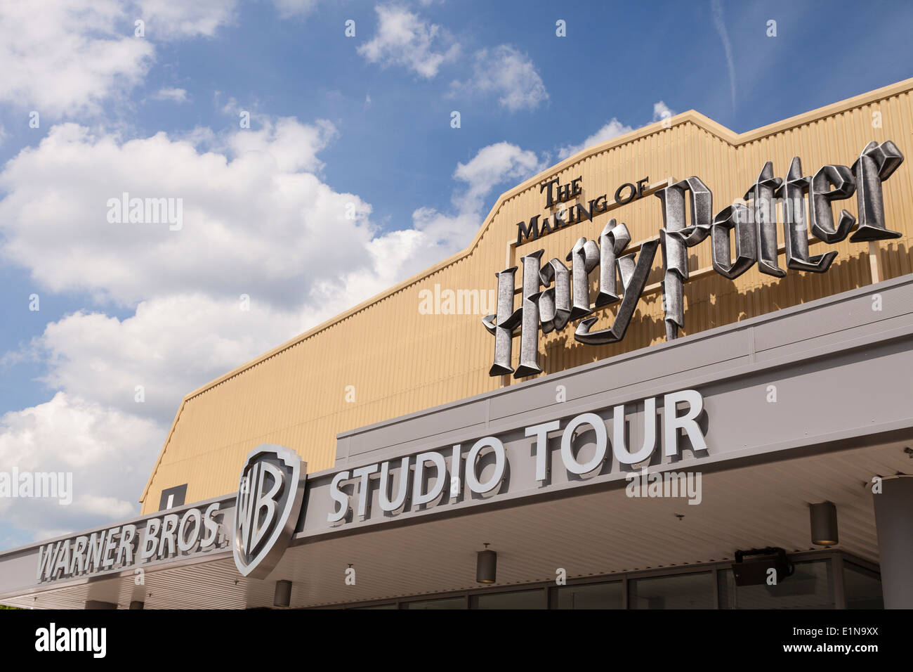 L'ingresso della Warner Bros studio tour - la realizzazione di Harry Potter Foto Stock