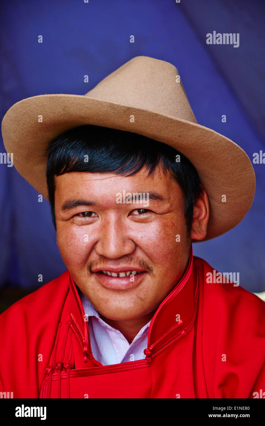 Mongolia, Ovorkhangai provincia, Ondorshireet, spettatore al Naadam festival Foto Stock