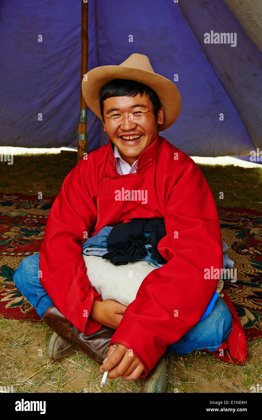 Mongolia, Ovorkhangai provincia, Ondorshireet, spettatore al Naadam festival Foto Stock