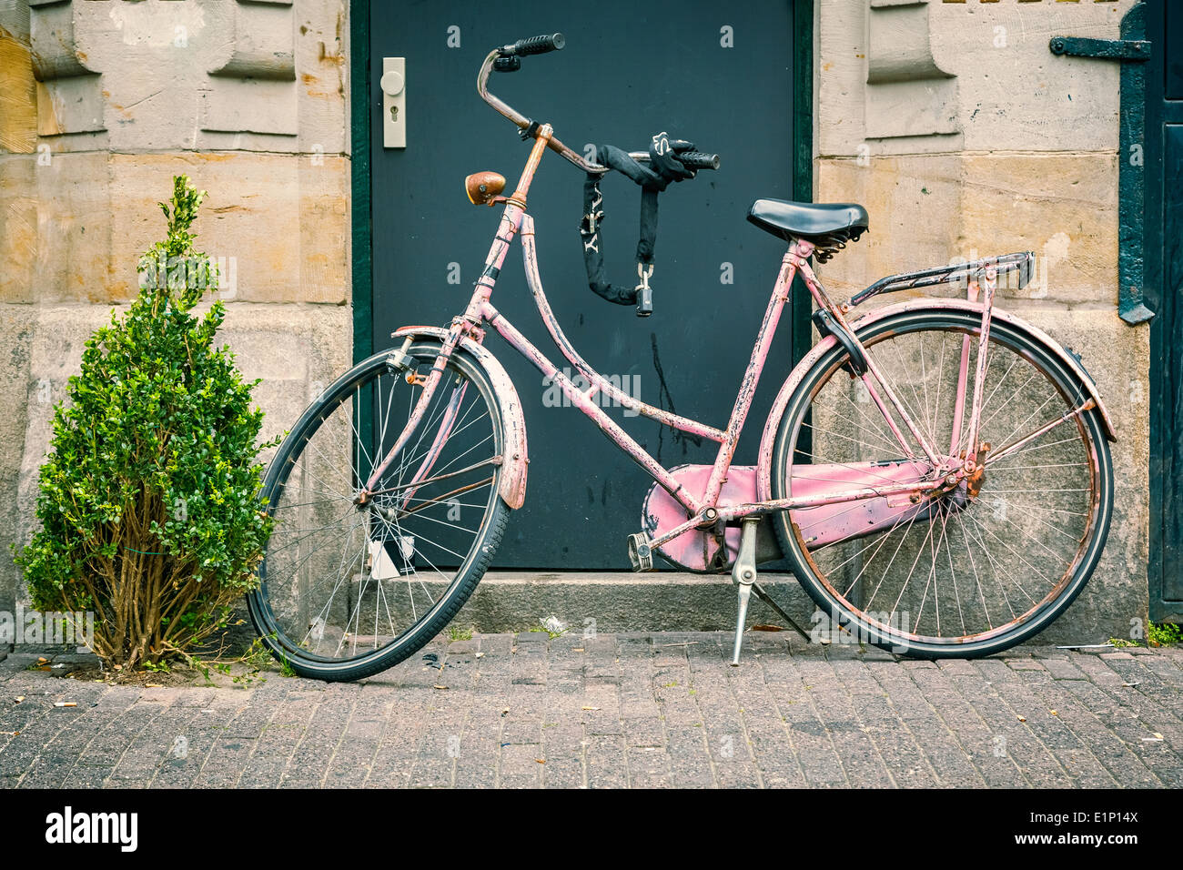 In bicicletta in Amsterdam Foto Stock