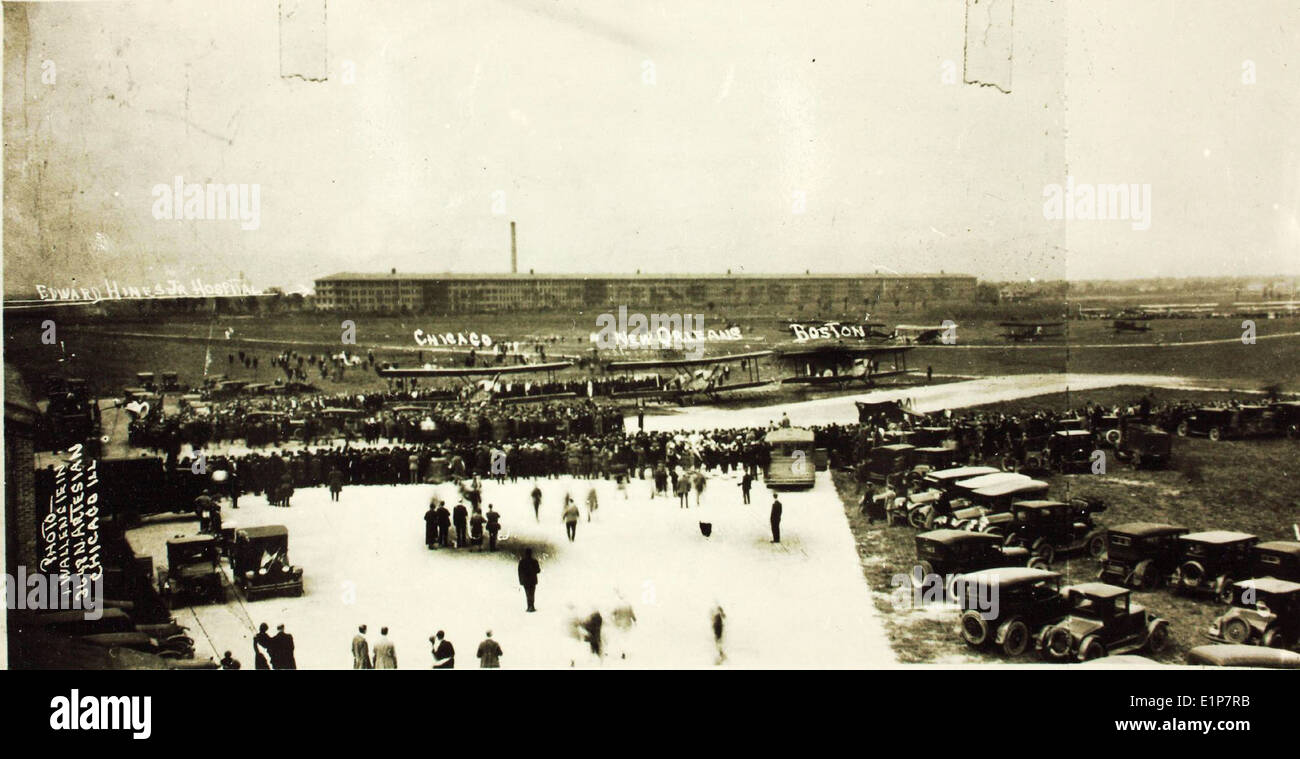 La Douglas World Cruise del 1924 fu un volo pionieristico intorno al mondo della Douglas World Cruiser. Questo volo storico mostrava le capacità dell'aeromobile e la resilienza del suo equipaggio. Foto Stock