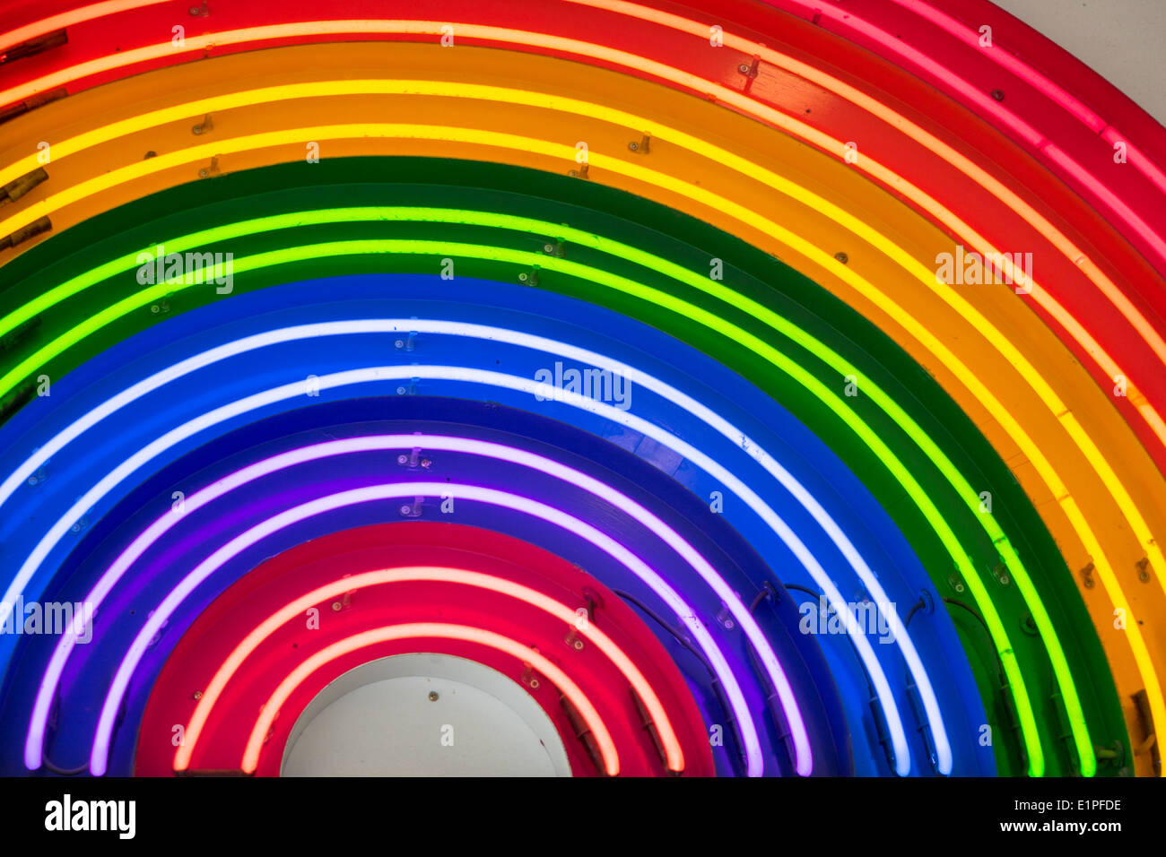 Brisbane Australia CBD, neon, arte, arco, arcobaleno, AU140314015 Foto Stock