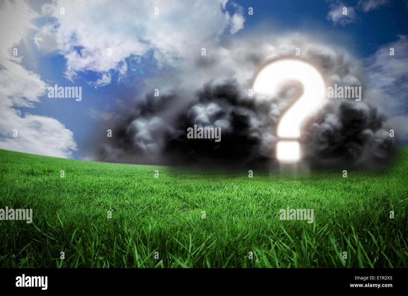 Immagine composita del punto interrogativo in cloud Foto Stock