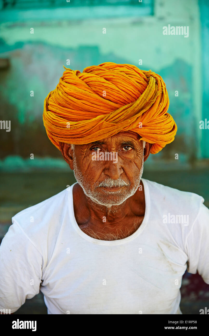 India Rajasthan, Auwa village intorno a Jodhpur, Budaram Gadshi, 60 old Foto Stock