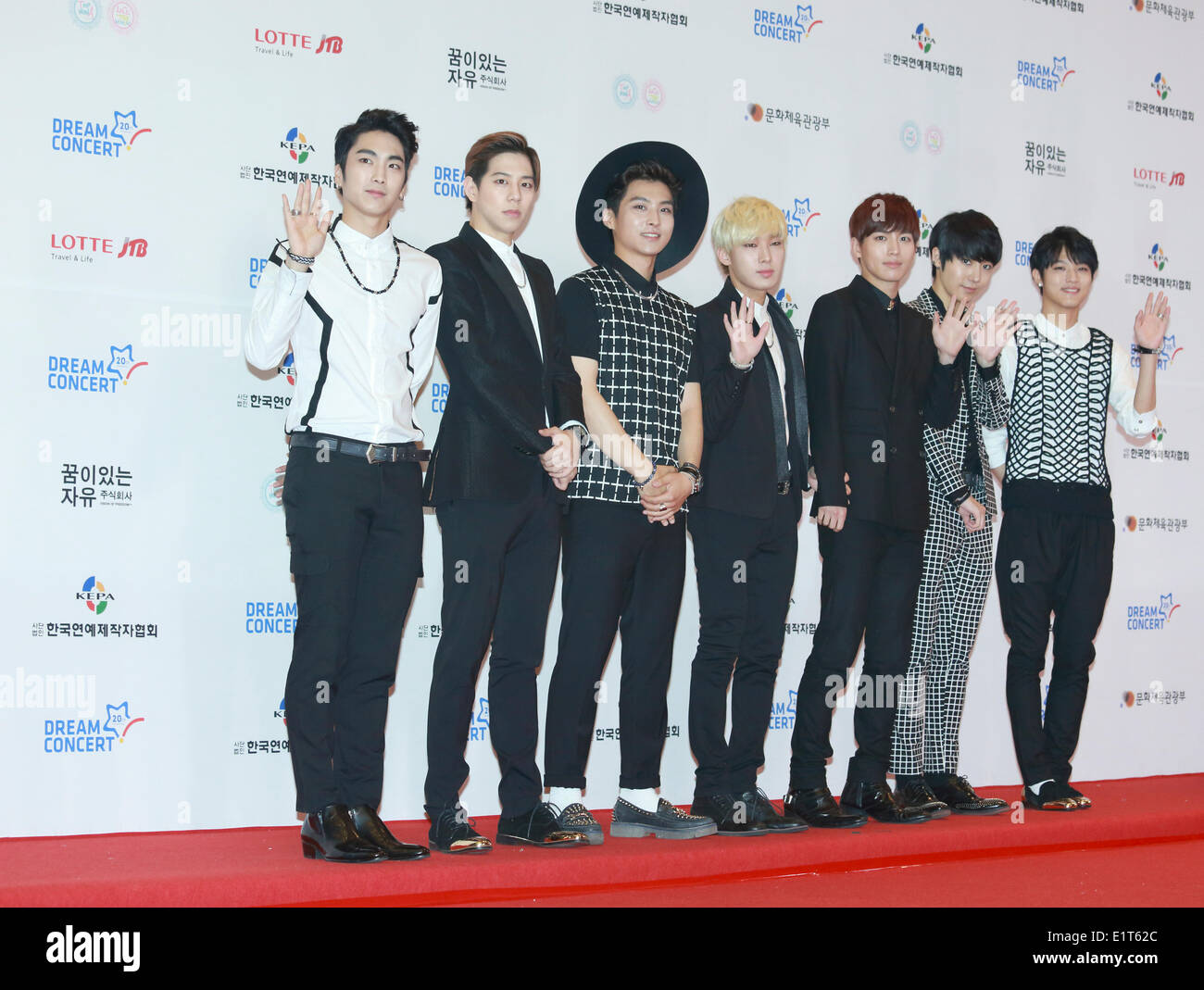 Velocità, giu 07, 2014 : K-pop boy band pongono velocità prima che il sogno in concerto a Seul, in Corea del Sud. © Lee Jae-Won/AFLO/Alamy Live News Foto Stock