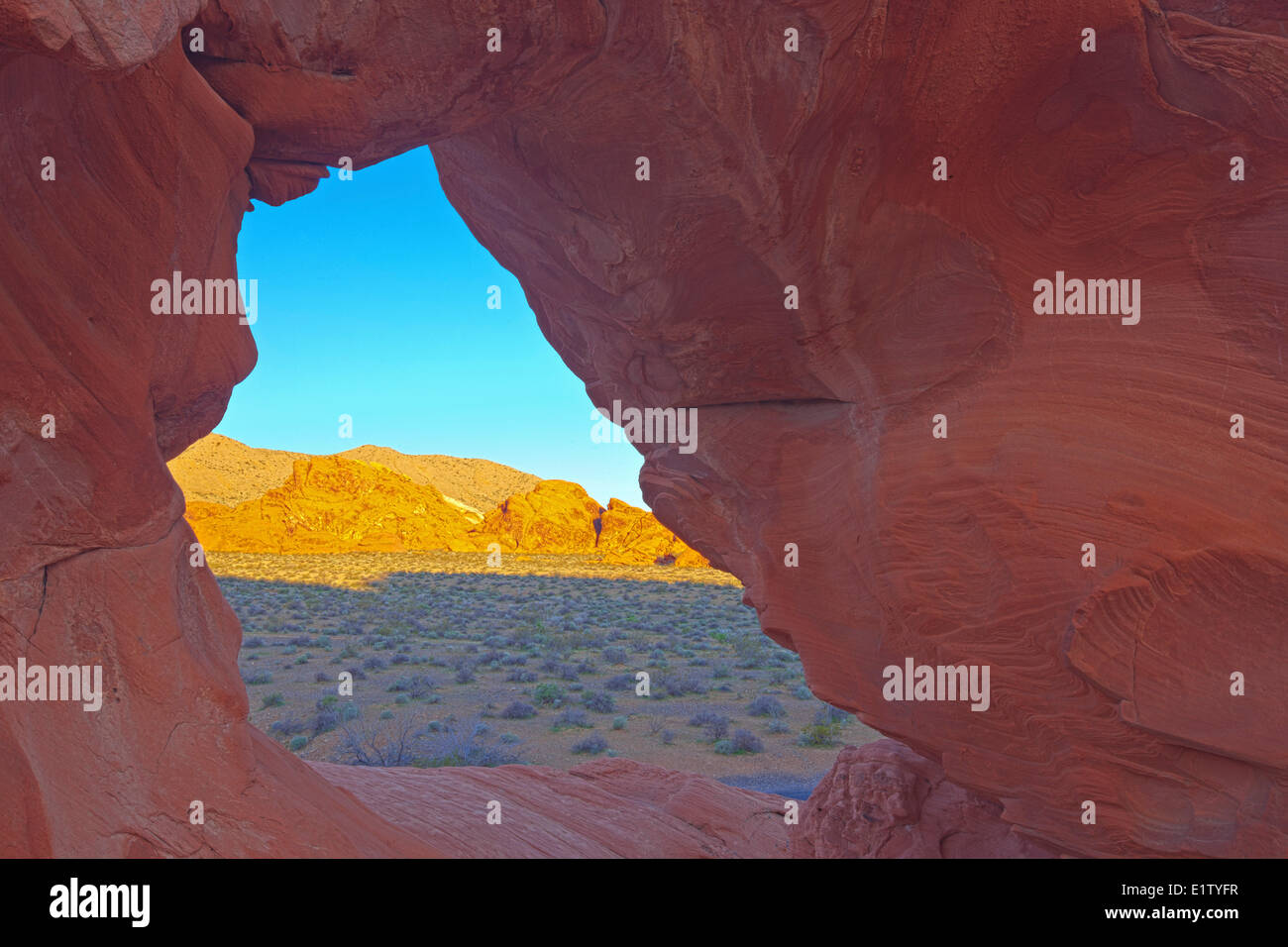 Arch Rock, la Valle del Fuoco del parco statale, Nevada, STATI UNITI D'AMERICA Foto Stock