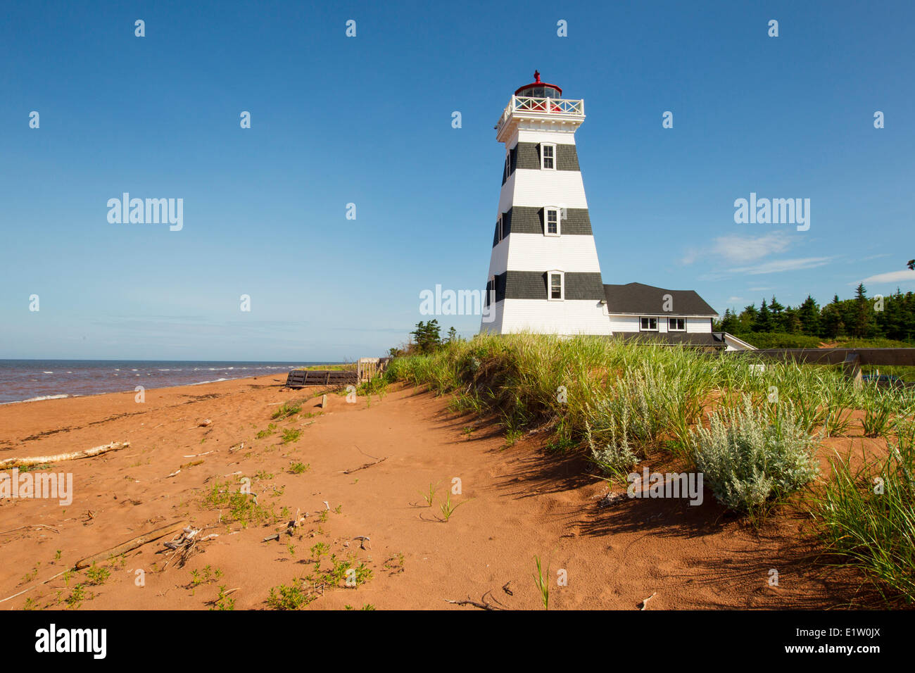 West Point Lighthouse, cedro Dunes Parco Provinciale, Prince Edward Island, Canada Foto Stock