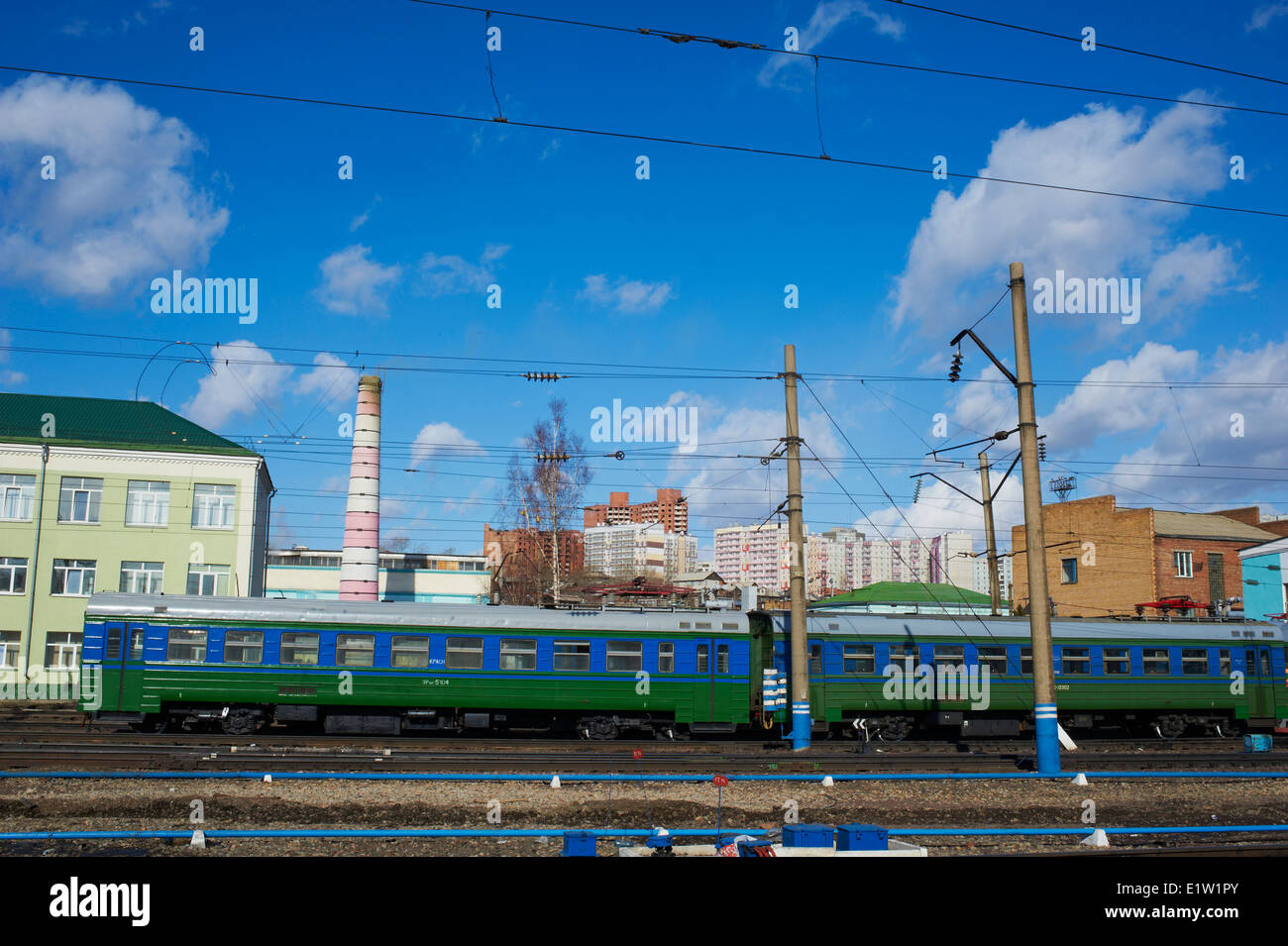 Russia, Krasnoyarsk, Oblast di Krasnoyarsk, 40 minuti di sosta, stazione ferroviaria, Trans-Siberian linea Foto Stock