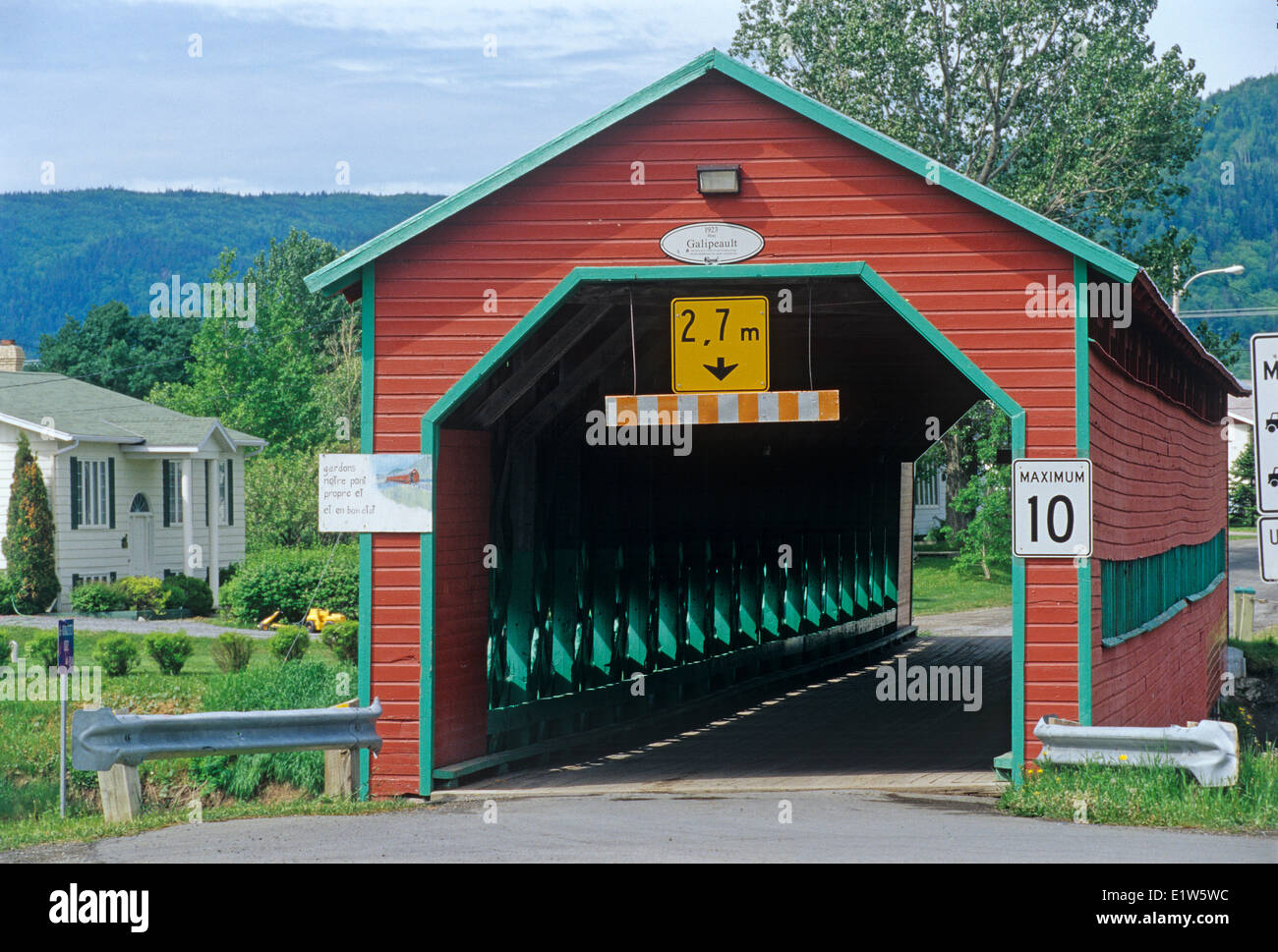 Pont Galipeault ponte coperto, Grande Vallee, Quebec, Canada Foto Stock