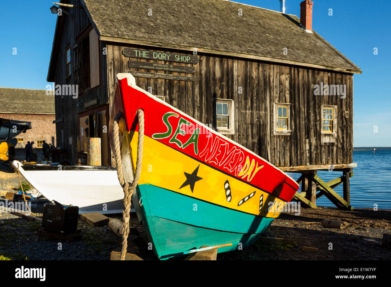 Barche in legno Il Dory Shop, Lunenburg, Nova Scotia, Canada Foto Stock