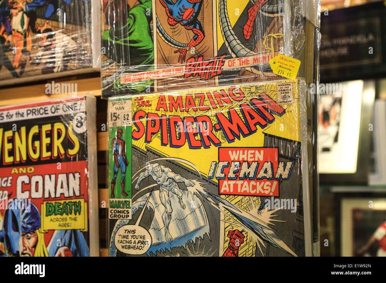 Vintage Spider-man memorabilia, Battlesbridge antiquariato Village, Essex Foto Stock